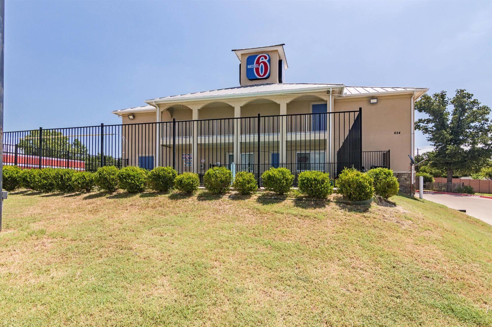 Motel 6-Azle, Tx Buitenkant foto