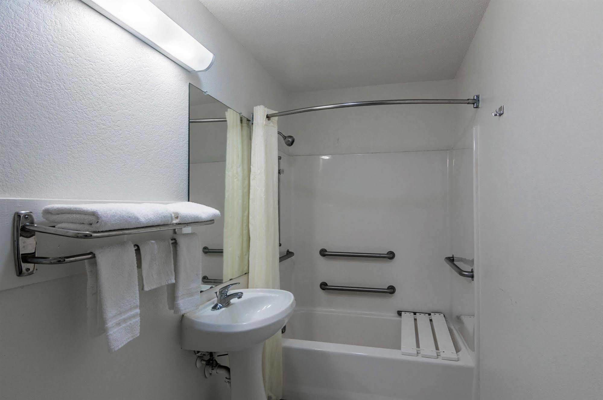 Motel 6-Azle, Tx Buitenkant foto
